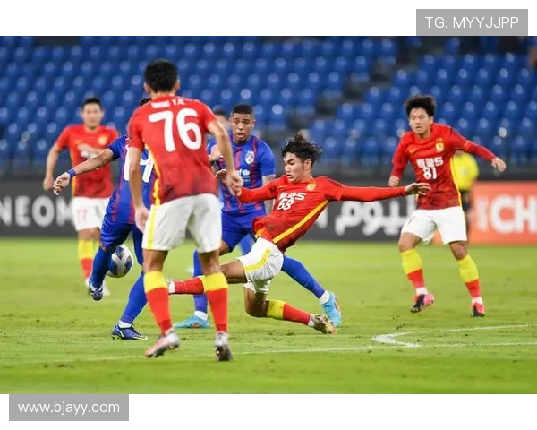 广州足球队实力分析与未来发展展望的深度探讨